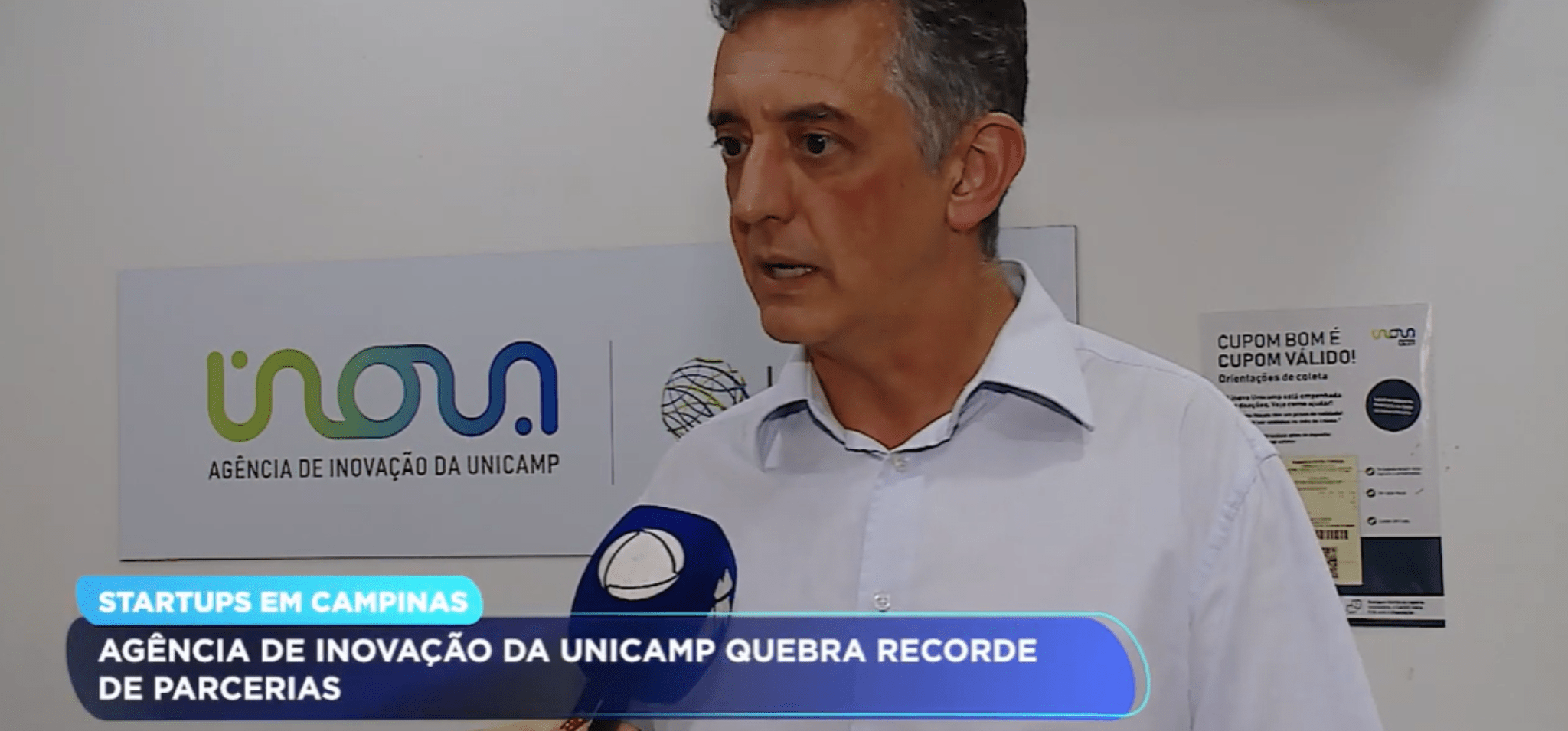 A imagem mostra o Prof. Renato Lopes, diretor-executivo da Inova Unicamp, concedendo uma entrevista para a TV THATI Record.